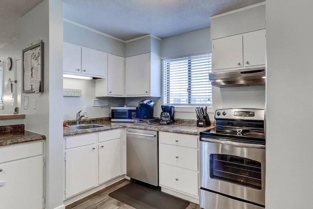 Resort Breeze- 2 Bedroom Pools, Hot Tub, Tennis, Beach Hilton Head Island Eksteriør billede
